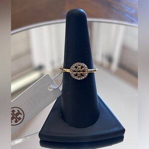 Gold and CZ Women's Ring